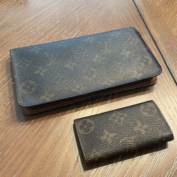 LOUIS VUITTON - set of 2 wallets - zip monogram long wallet and key holder - Picture 2 of 8